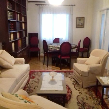 George Apartment Atenas Exterior foto