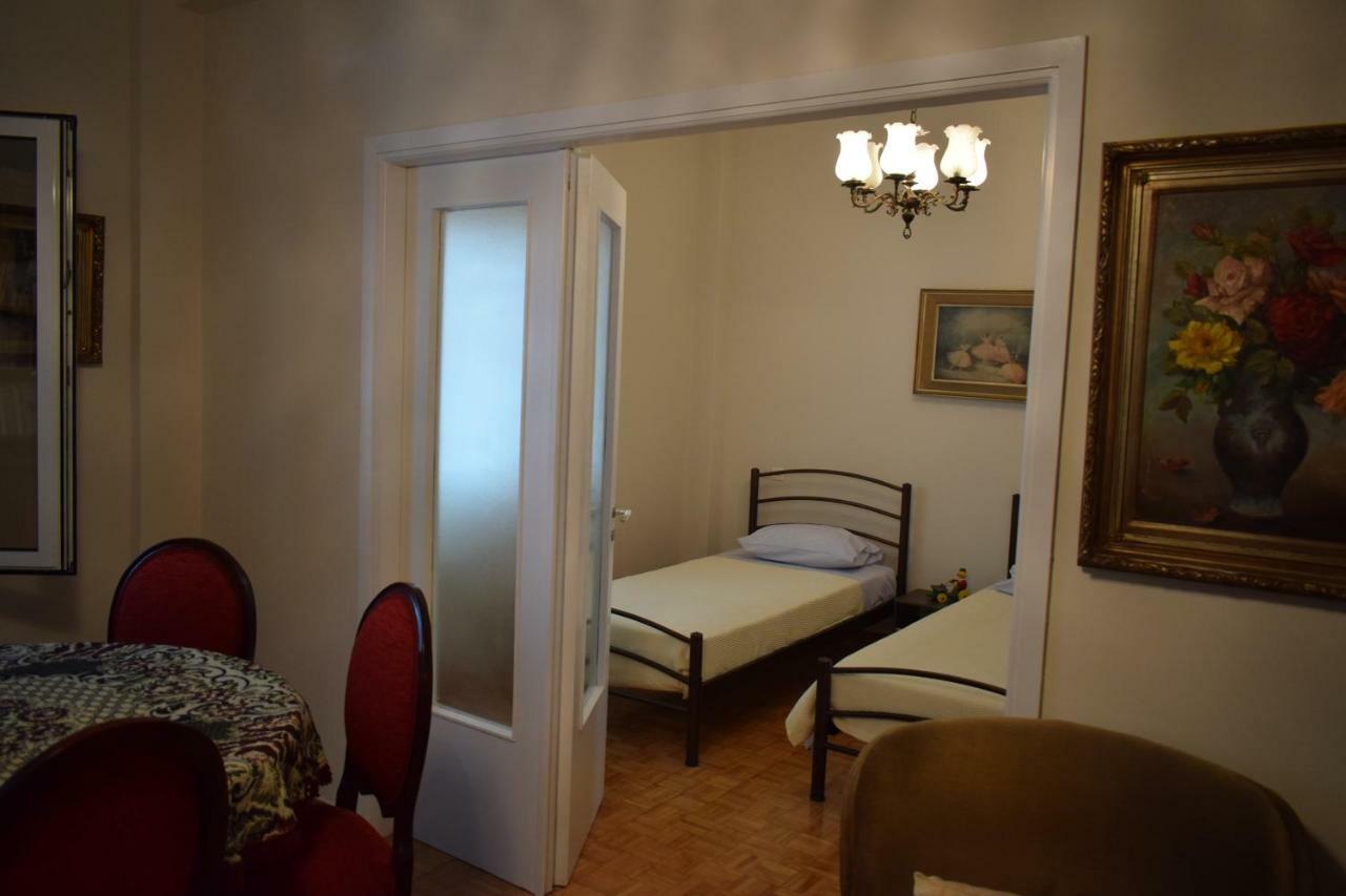 George Apartment Atenas Exterior foto